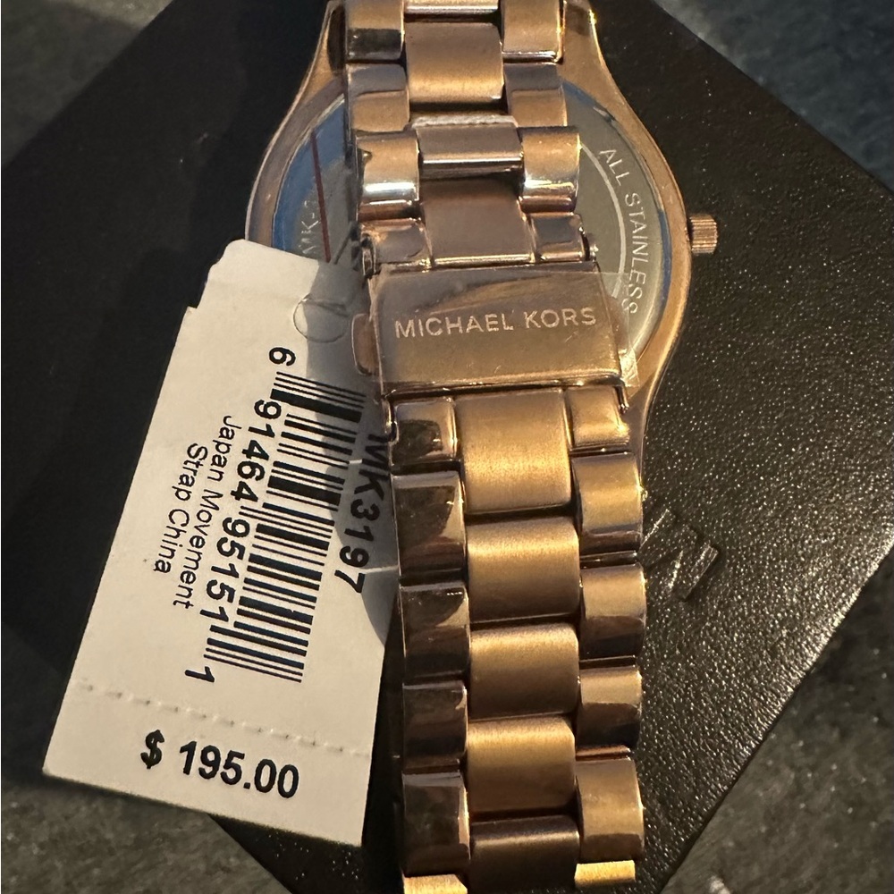 Michael Kors Rose Gold Tone watch NWT - Picture 3 of 4